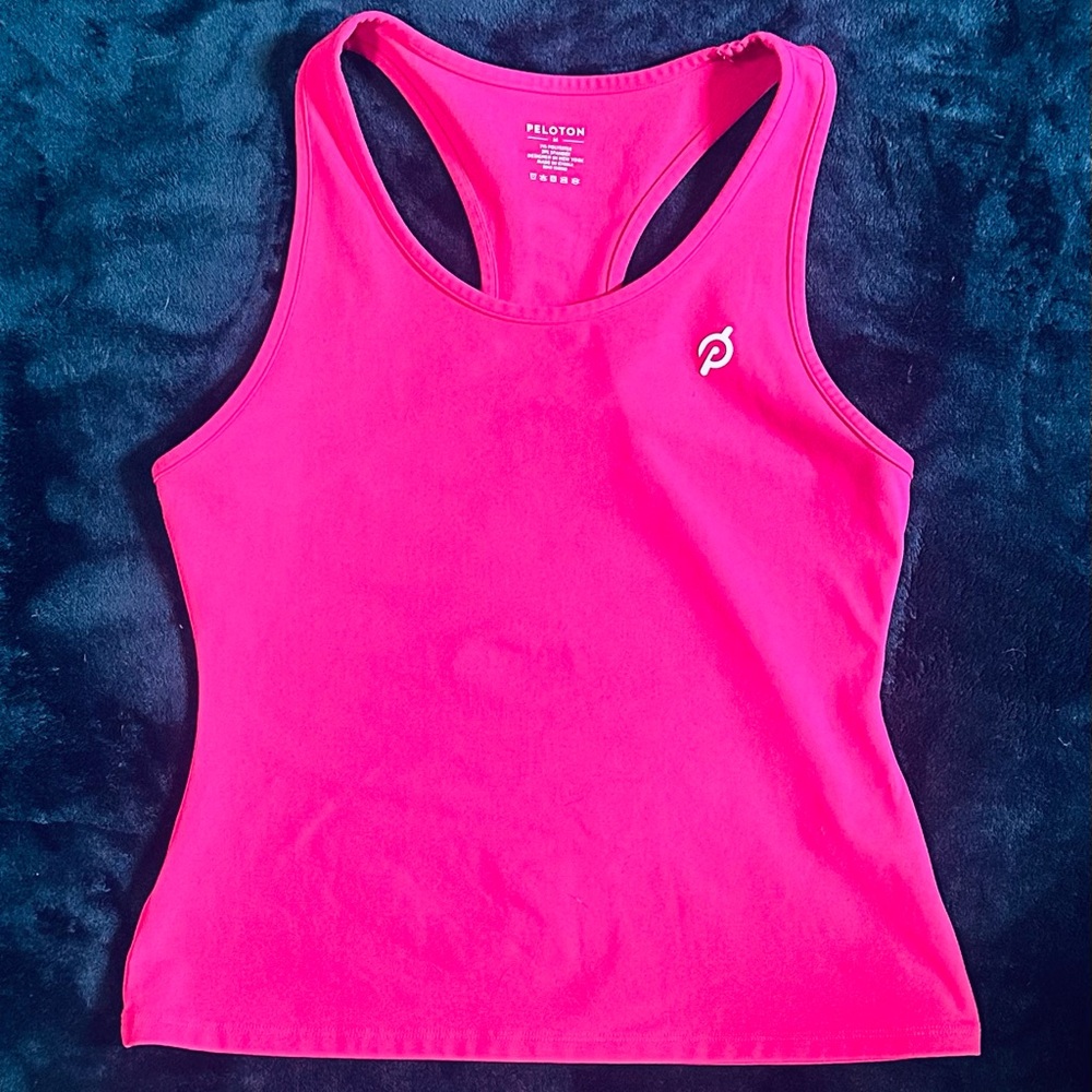 Peloton cadent tank fitted size medium